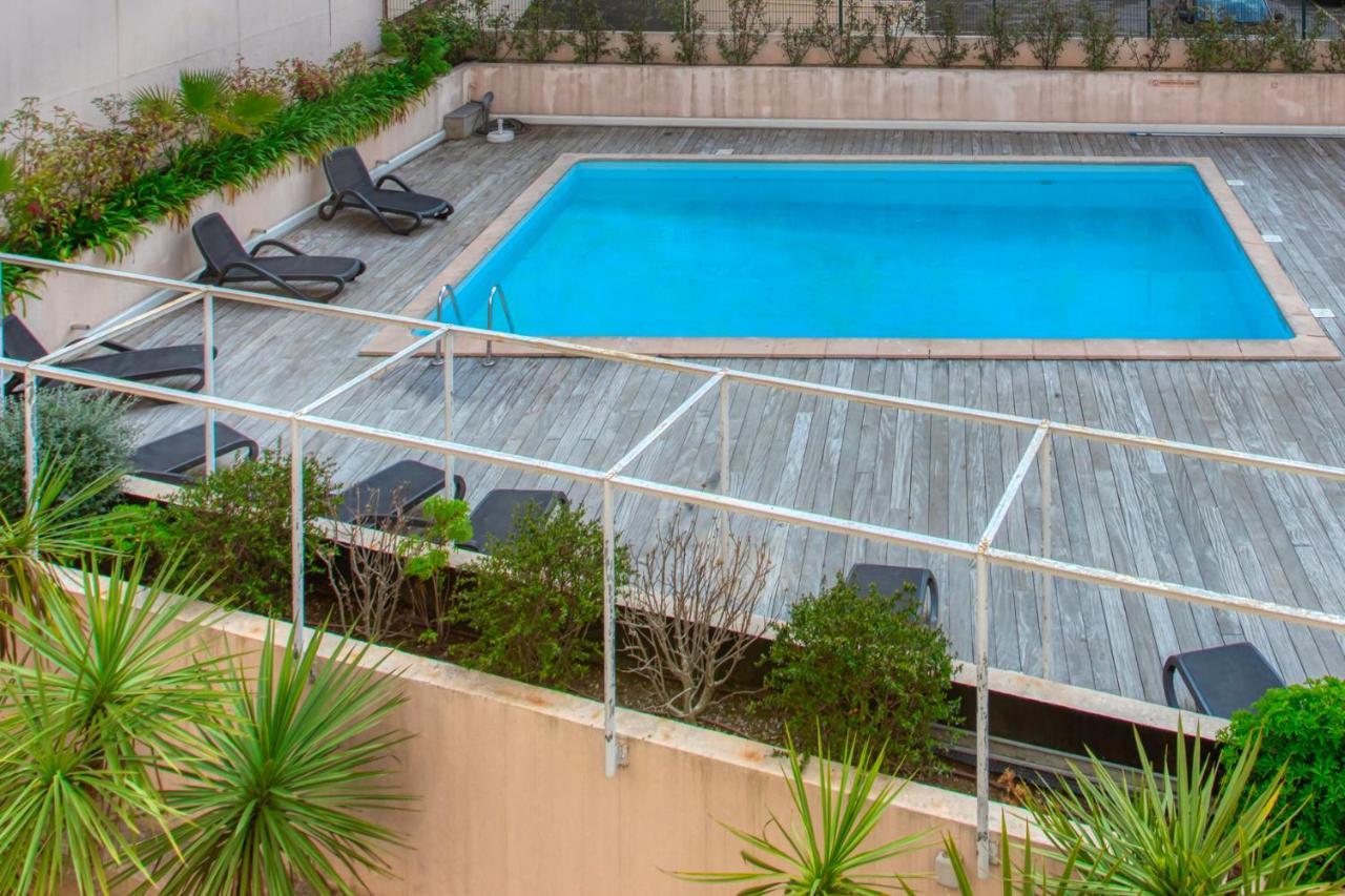 C1 Clemenceau Pool Balcony Bath Ac 2Mins Walk To Sand Beach Cannes Exterior photo